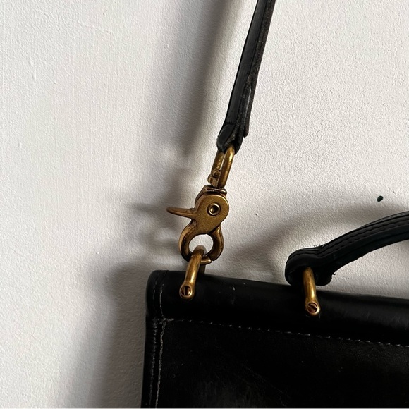 Vintage Coach Crossbody Bag - Picture 13 of 14